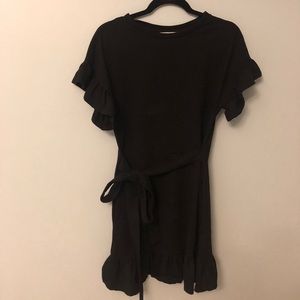 Black HM tie waist dress with ruffle sleeve&bottom
